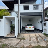 HOUSE FOR SALE (JA ELA, KAPUWATTA)